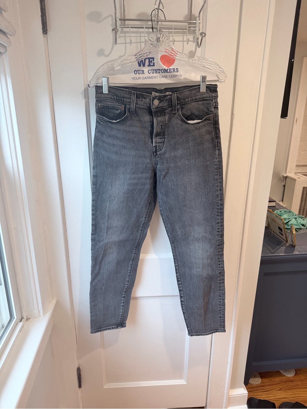 Levi's Wedgie Straight Leg Jean